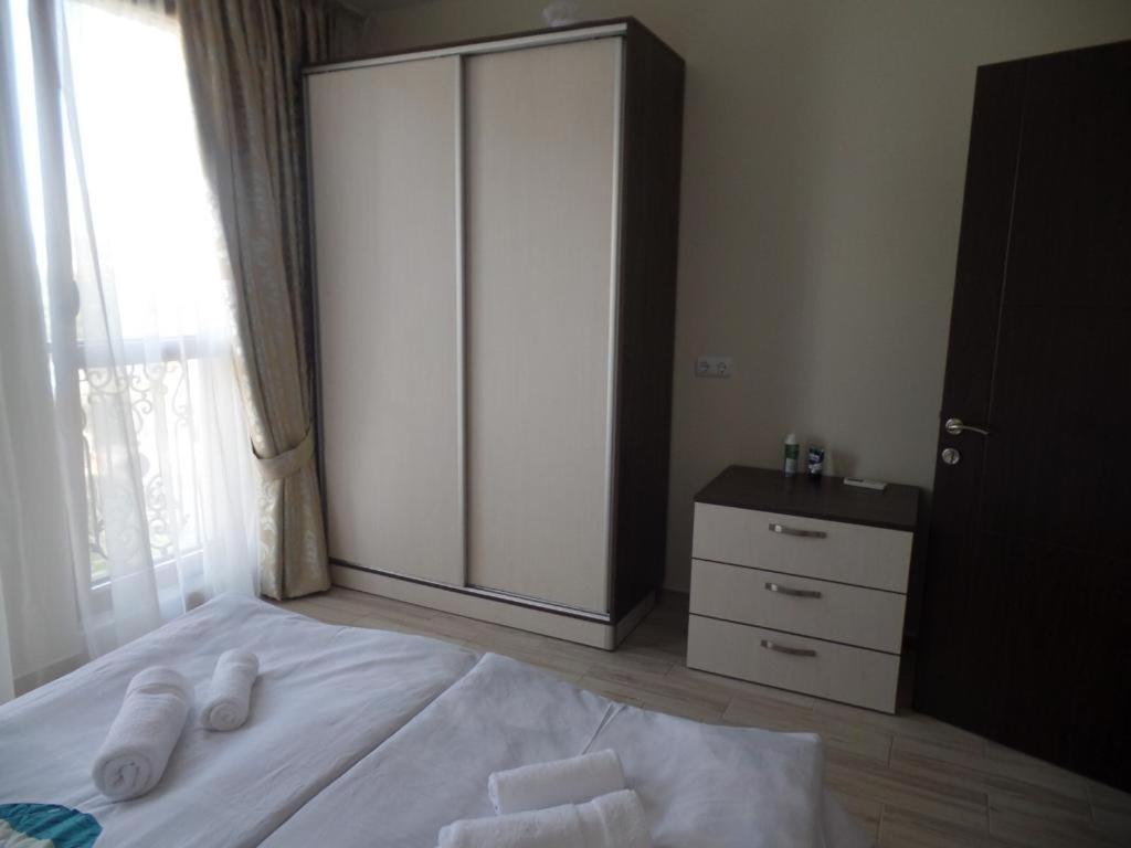 Destination Bulgaria 2000 Cascadas Private Summer Family Apartments Slantschew brjag Exterior foto